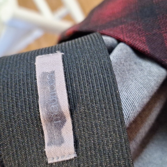 Red A-Line Mini Skirt for Casual Night Out - Picture 4 of 11